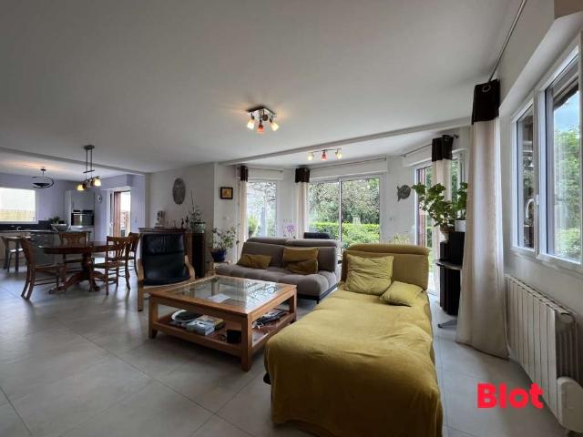 Vente maison 6 pièces Le Sel de Bretagne 35