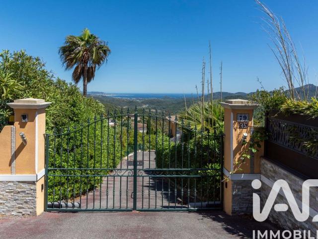 Vente maison 6 pièces Les Adrets de l'Estérel 83