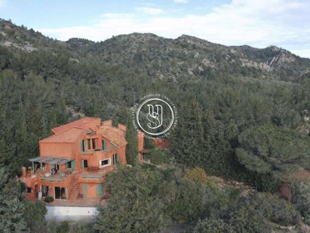 Vente maison 6 pièces Les Baux de Provence 13
