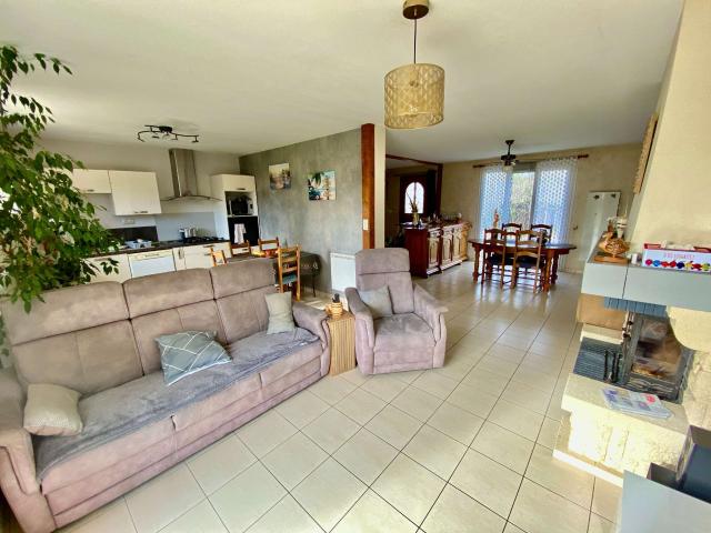 Vente maison 6 pièces Les Touches 44