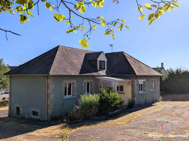 Vente maison 6 pièces Mont Saint Jean 72