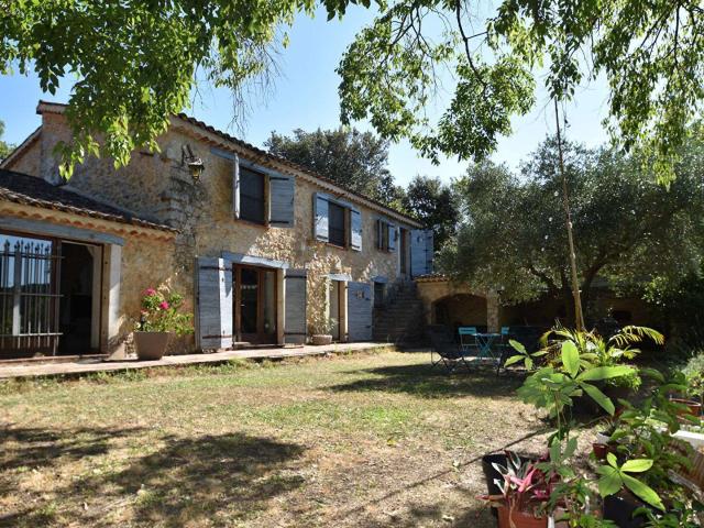 Vente maison 6 pièces Montauroux 83