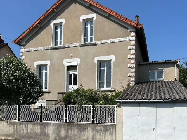 Vente maison 6 pièces Montval sur Loir 72