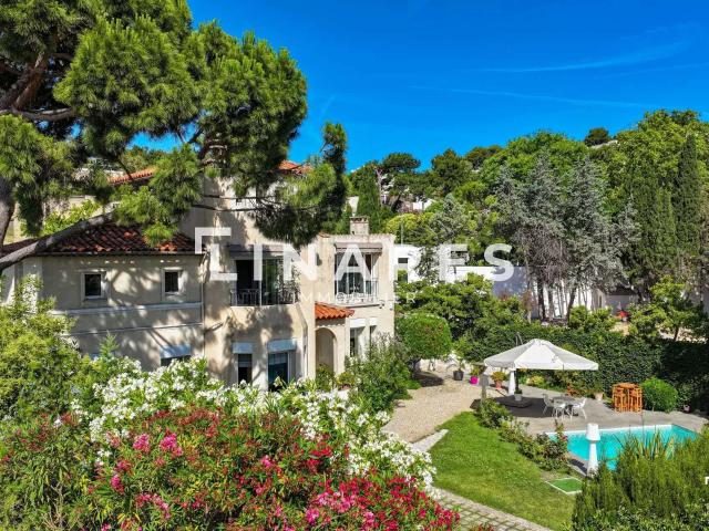 Vente maison 6 pièces Marseille 8e 13