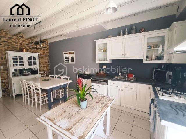 Vente maison 6 pièces Meillac 35