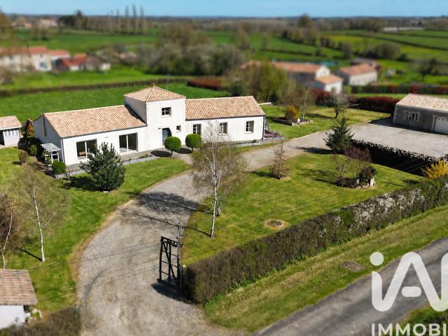 Vente maison 6 pièces Mervent 85
