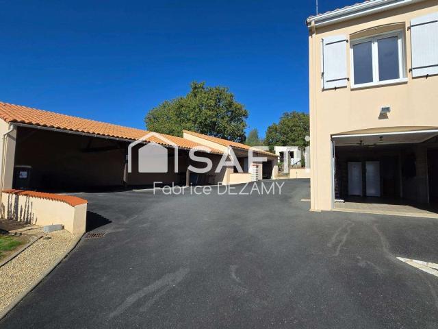 Vente maison 6 pièces Mervent 85