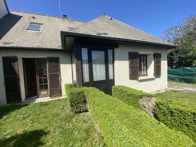 Vente maison 6 pièces Solesmes 72
