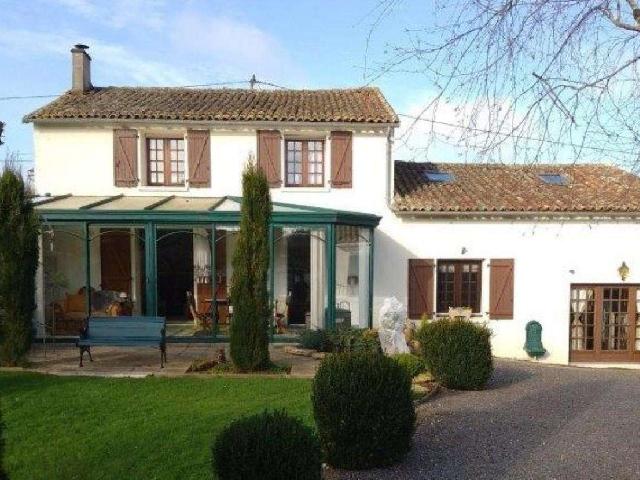 Vente maison 6 pièces Sauzé Vaussais 79
