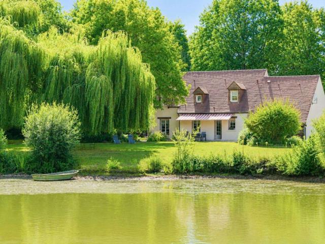 Vente maison 6 pièces Savigné l'Évêque 72