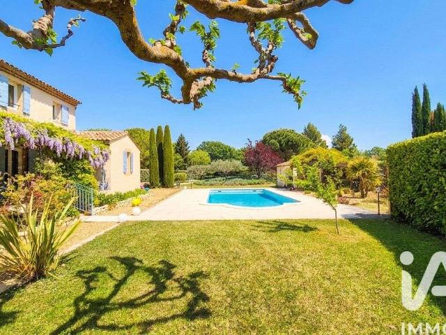 Vente maison 6 pièces Saint Cannat 13
