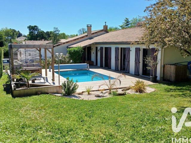 Vente maison 6 pièces Saint Georges des Coteaux 17