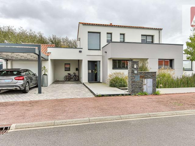 Vente maison 6 pièces Saint Gilles Croix de Vie 85