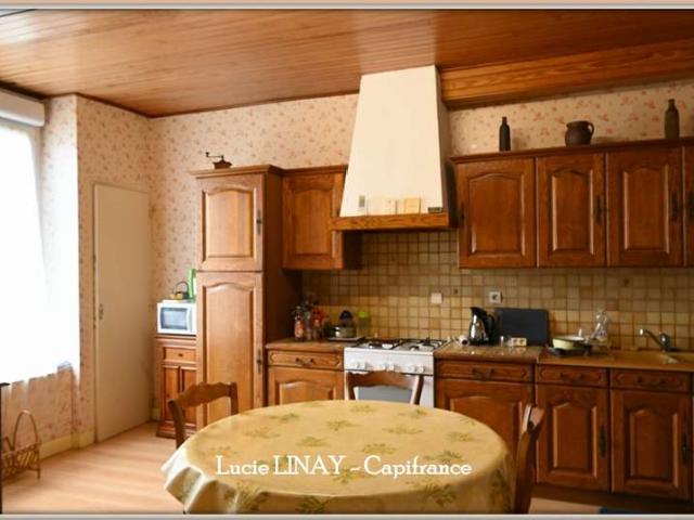 Vente maison 6 pièces Saint Denis de Gastines 53