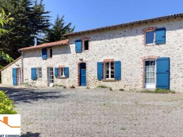 Vente maison 6 pièces Saint Denis la Chevasse 85
