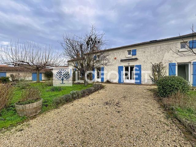 Vente maison 6 pièces Saint Léger de Montbrun 79
