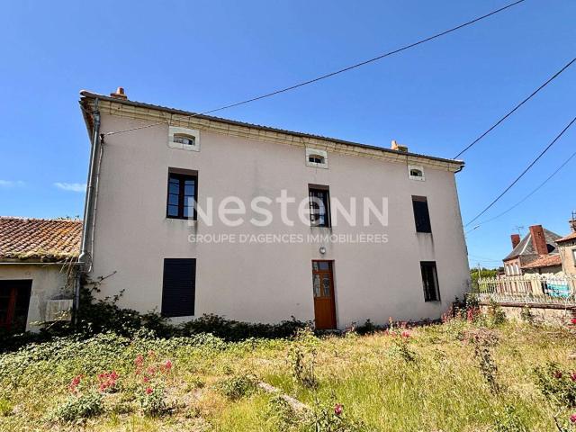 Vente maison 6 pièces Saint Maurice Etusson 79
