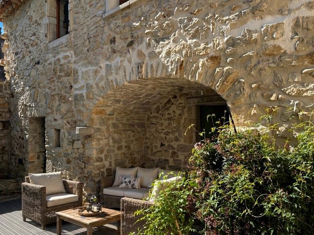 Vente maison 6 pièces Saint Marcel lès Sauzet 26