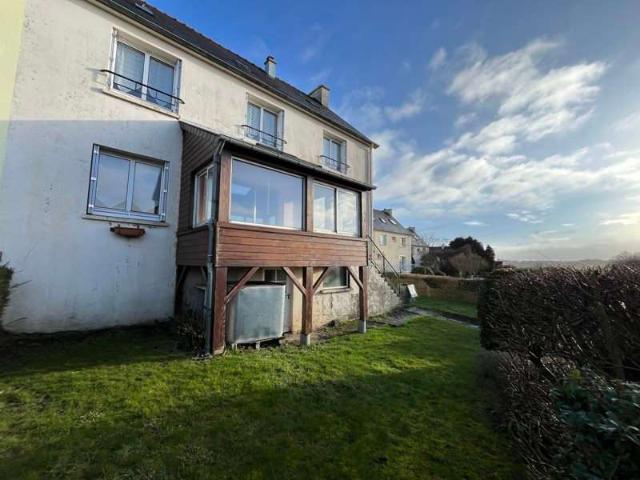 Vente maison 6 pièces Saint Martin des Champs 29