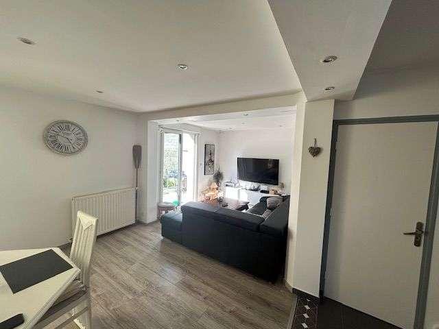 Vente maison 6 pièces Saint Martin des Champs 29