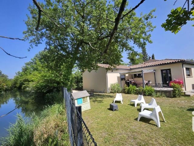Vente maison 6 pièces Saint Saturnin lès Avignon 84