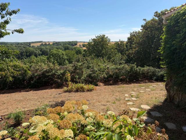 Vente maison 6 pièces Sainte Ouenne 79