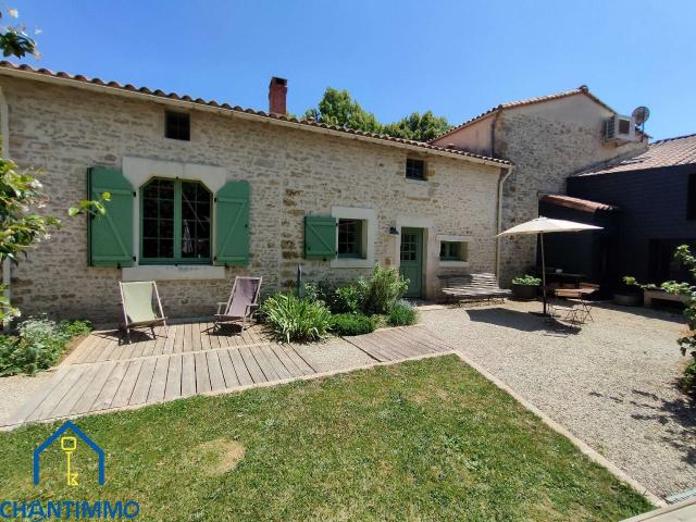 Vente maison 6 pièces Sainte Hermine 85