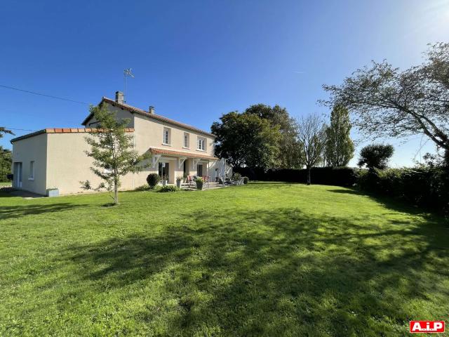 Vente maison 6 pièces Sèvremont 85
