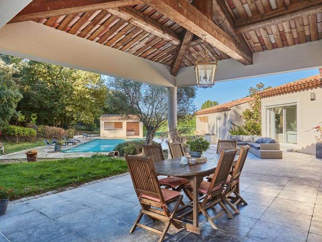 Vente maison 6 pièces Simiane Collongue 13