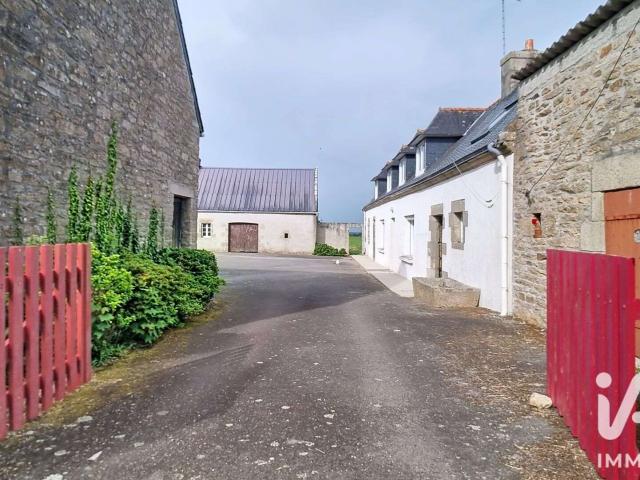 Vente maison 6 pièces Peumérit 29