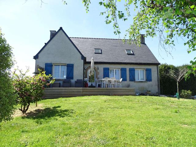 Vente maison 6 pièces Plounévézel 29