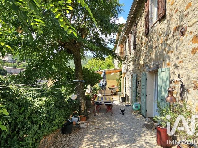 Vente maison 6 pièces Robiac Rochessadoule 30