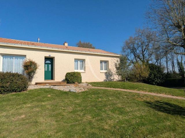 Vente maison 6 pièces Rives de l'Yon 85