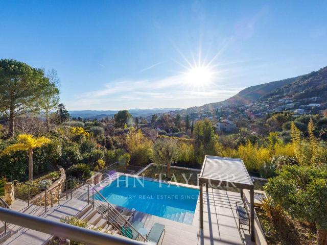 Vente maison 6 pièces Tourrettes sur Loup 06