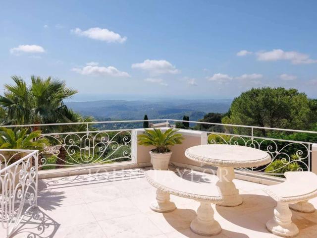 Vente maison 6 pièces Tourrettes sur Loup 06