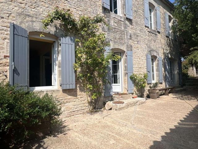 Vente maison 6 pièces Thairé 17