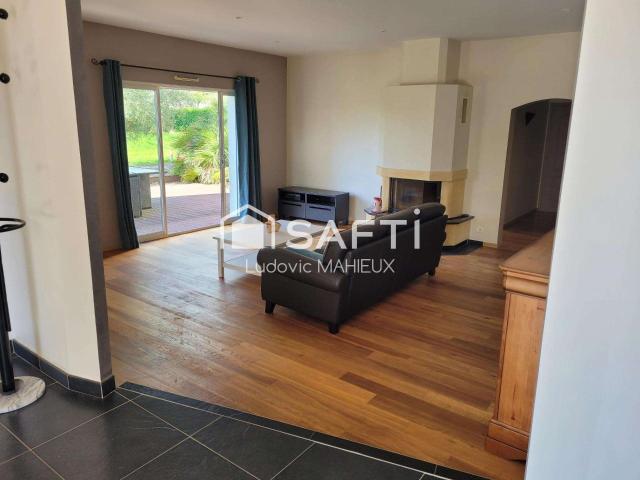 Vente maison 6 pièces Théhillac 56