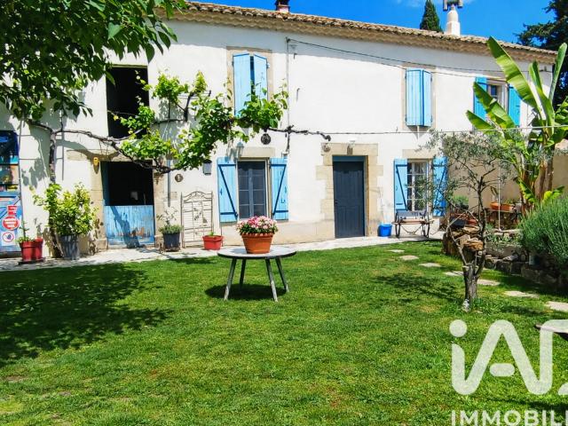 Vente maison 6 pièces Travaillan 84