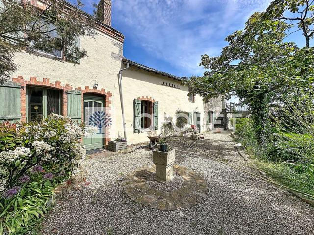 Vente maison 6 pièces Val en Vignes 79