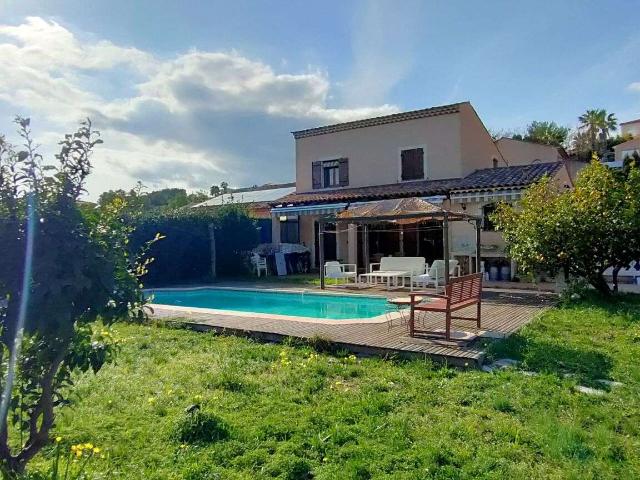 Vente maison 6 pièces Villeneuve Loubet 06