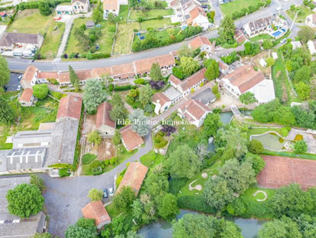 Vente Maison 80 pièces 2426 m2 Coulommiers