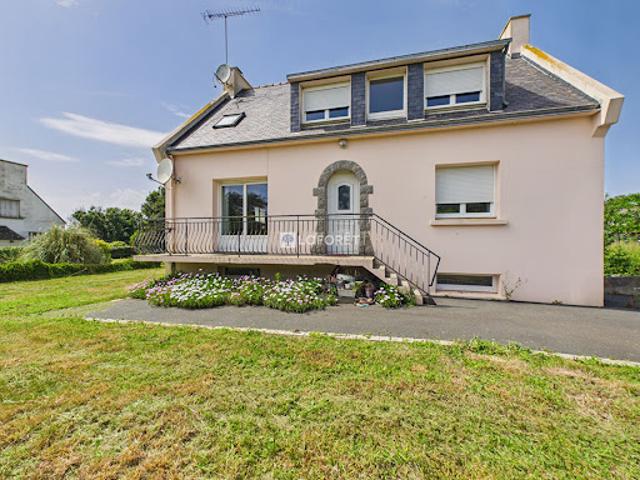 Vente Maison 8 pièces 106 m2 Plozévet