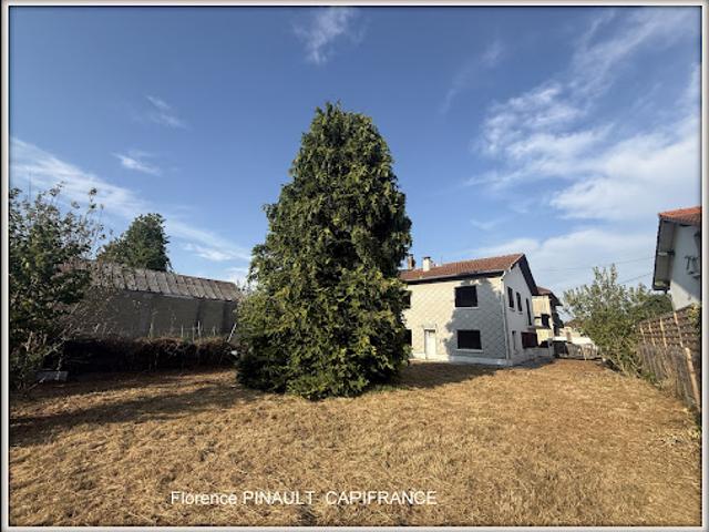 Vente Maison 8 pièces 100 m2 Tarbes