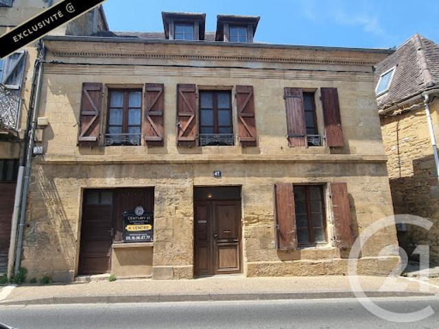 Vente Maison 8 pièces 111 m2 Gourdon