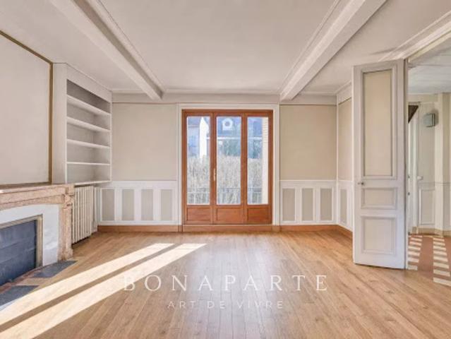 Vente Maison 8 pièces 125 m2 Clamart
