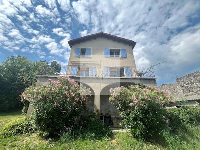 Vente Maison 8 pièces 125.7 m2 Chomérac