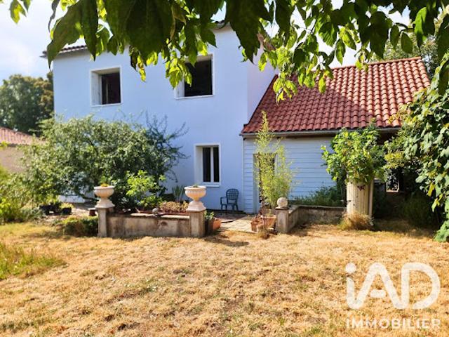 Vente Maison 8 pièces 129 m2 Rochefort
