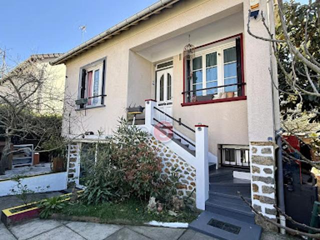Vente Maison 8 pièces 120 m2 Clichy sous Bois