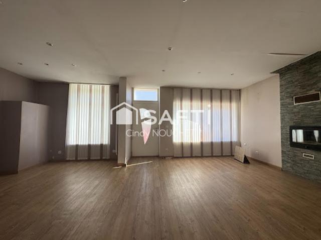Vente Maison 8 pièces 135 m2 Noyen sur Sarthe