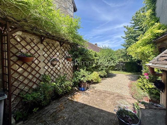 Vente Maison 8 pièces 135 m2 Thorigny sur Oreuse